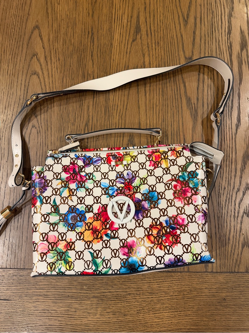 Valentino Floral Logo Shoulder Bag in Cream - Picture 6 of 8